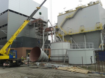 Silos no popiół - przed montażem na budowie